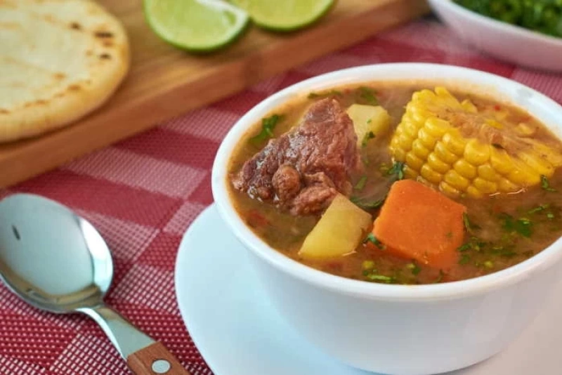 plato de sancocho venezolano
