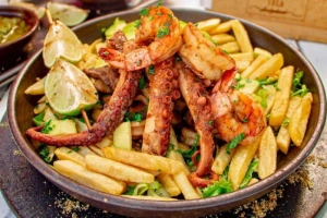 fuente con parrilla mar y tierra
