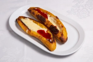 bandeja con plátanos al horno